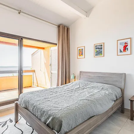 3 Bedroom Beautiful In Sainte Maxime Holiday home *