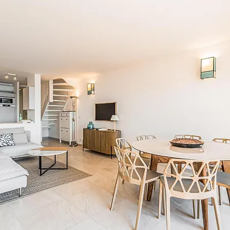 3 Bedroom Beautiful In Sainte Maxime La Nartelle