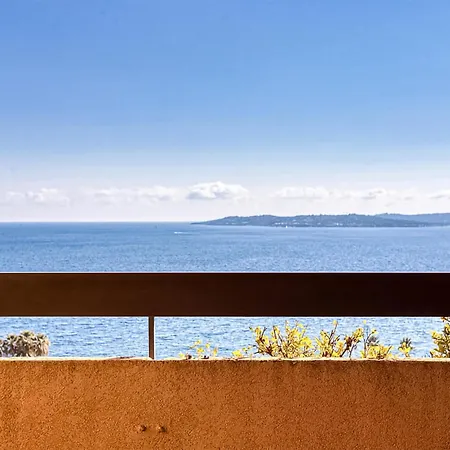 3 Bedroom Beautiful In Sainte Maxime